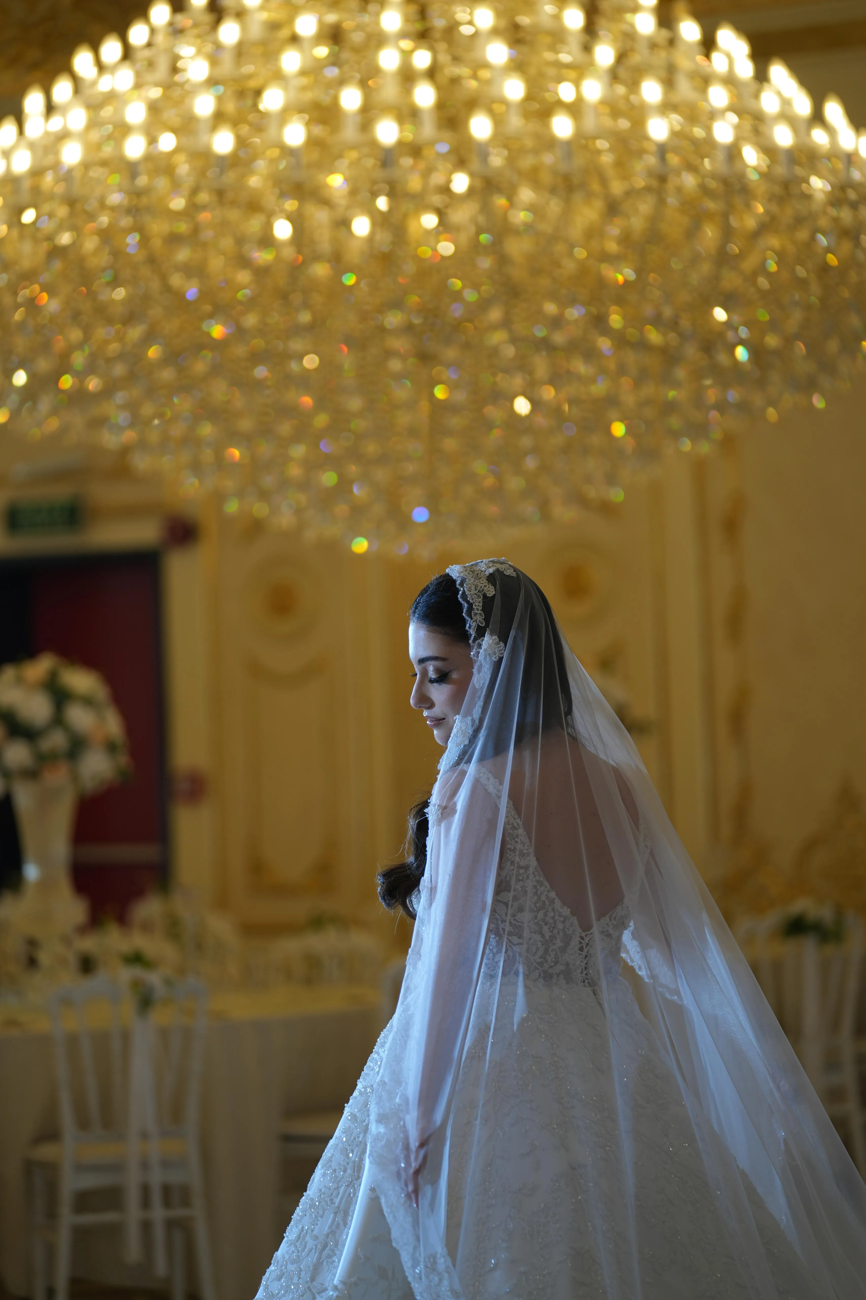 Helena - Yan Görünüm