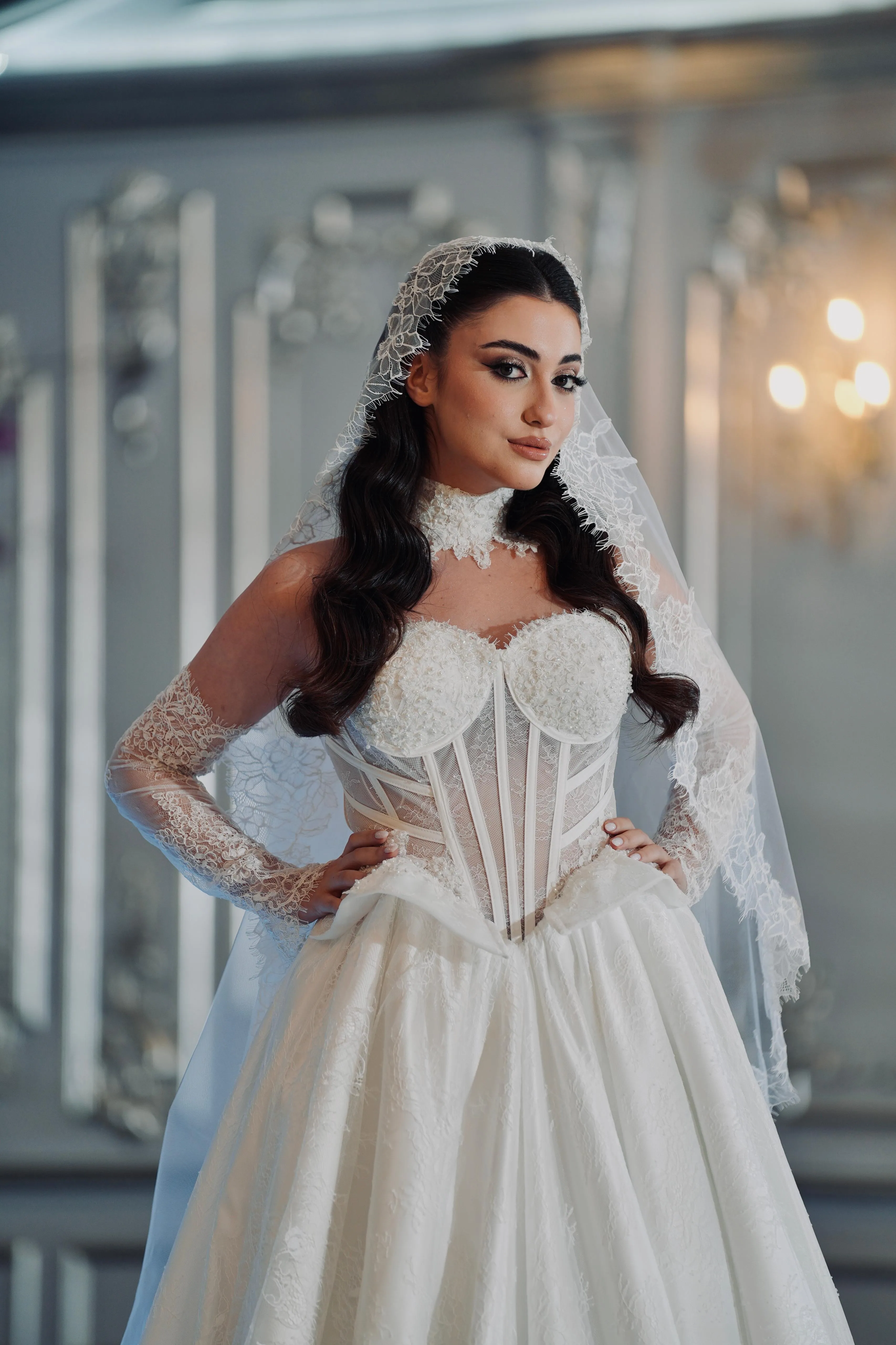 Petra - Transparan Korseli Ön Görünüm